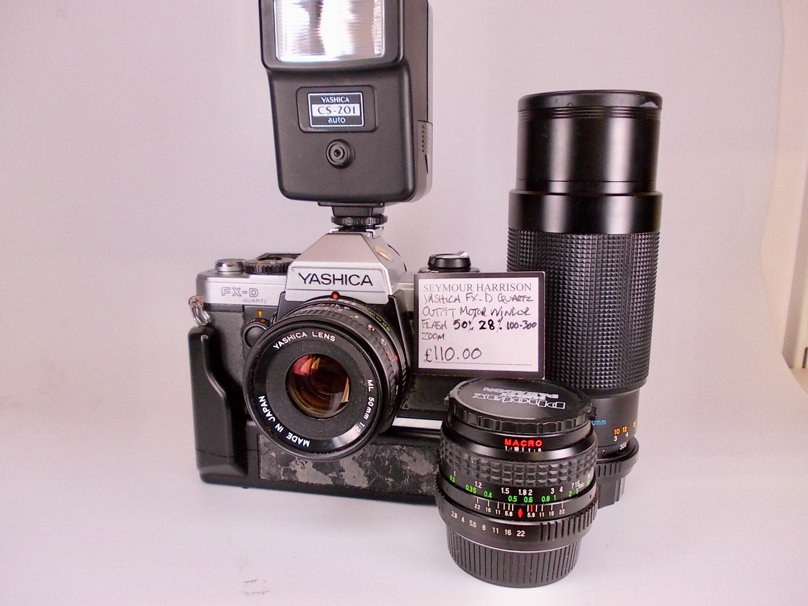 Yashica FX-D Outfit 50mm/28mm/100-300mm/Winder